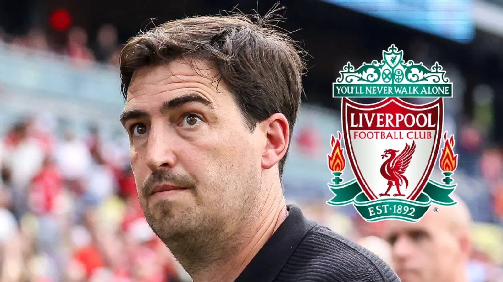 Entrenador de Liverpool en el estadio durante partido Entrenador de Liverpool en el estadio durante partido
