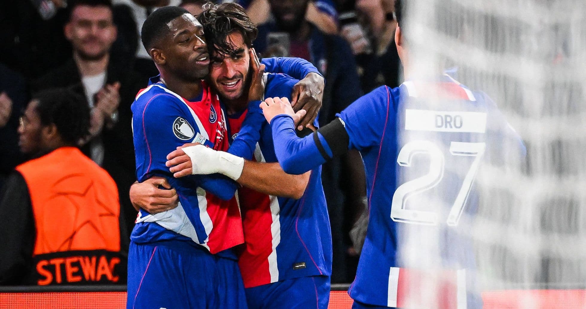 Ferran Torres y Ousmane Dembele brillan en la aplastante victoria del PSG en Champions League Ferran Torres y Ousmane Dembele brillan en la aplastante victoria del PSG en Champions League