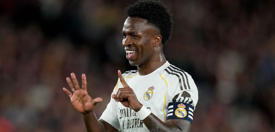 Lee Dixon explica por qué no fichar a Vinicius Junior es una victoria para el Arsenal Lee Dixon explica por qué no fichar a Vinicius Junior es una victoria para el Arsenal