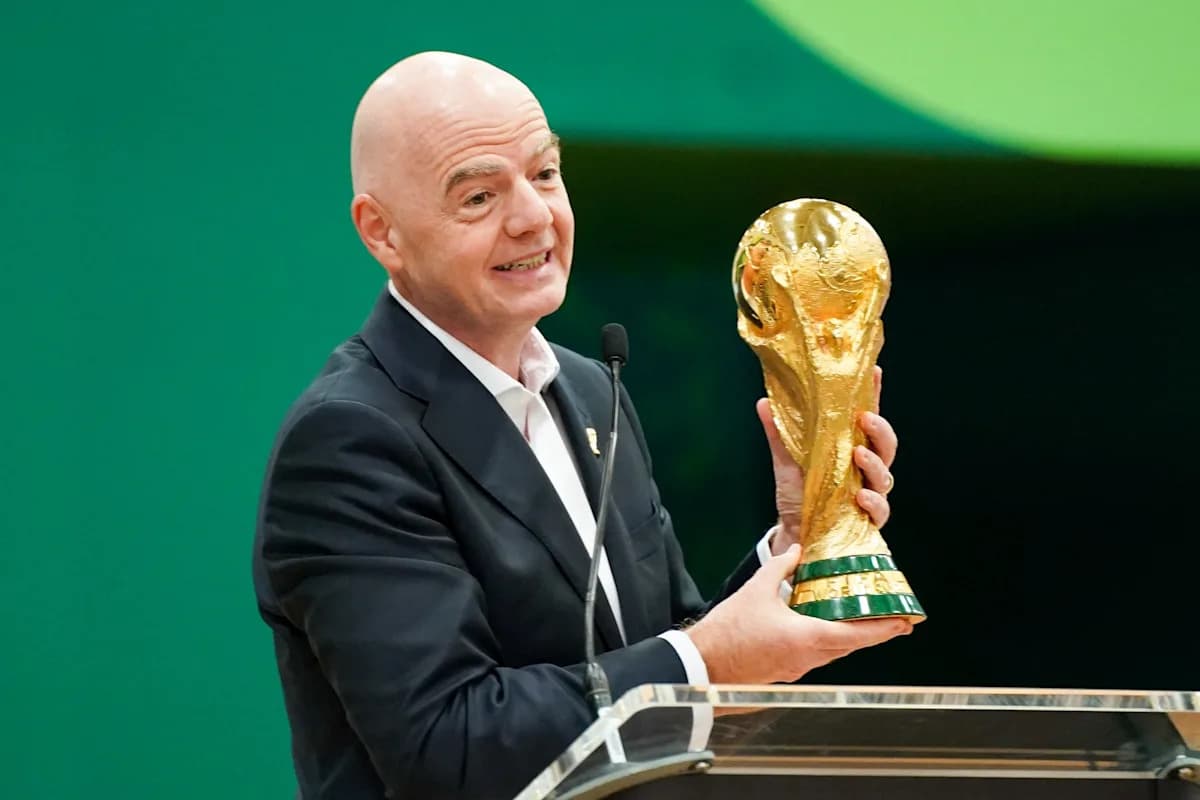 La Copa del Mundo podría ampliarse a 64 equipos, dice el presidente de la FIFA Gianni Infantino La Copa del Mundo podría ampliarse a 64 equipos, dice el presidente de la FIFA Gianni Infantino