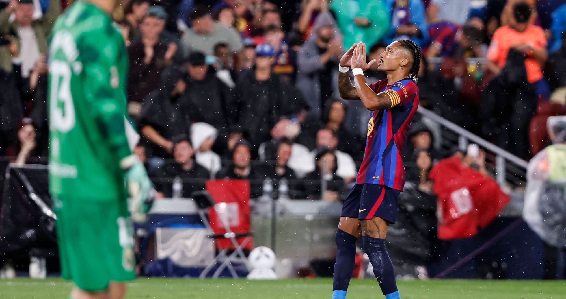 Raphinha brilla con un triplete y revela el secreto detrás de la racha ganadora del Barcelona Raphinha brilla con un triplete y revela el secreto detrás de la racha ganadora del Barcelona