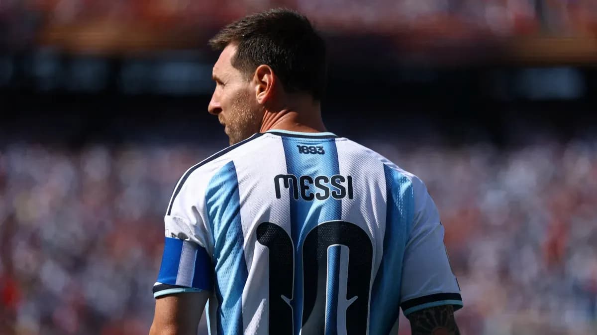 La triste despedida de Lionel Messi y el fútbol antiestético de Argentina en el Mundial La triste despedida de Lionel Messi y el fútbol antiestético de Argentina en el Mundial