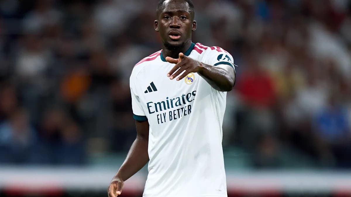 Preocupación en el Real Madrid: Konaté abandona concentración de Francia por lesión Preocupación en el Real Madrid: Konaté abandona concentración de Francia por lesión