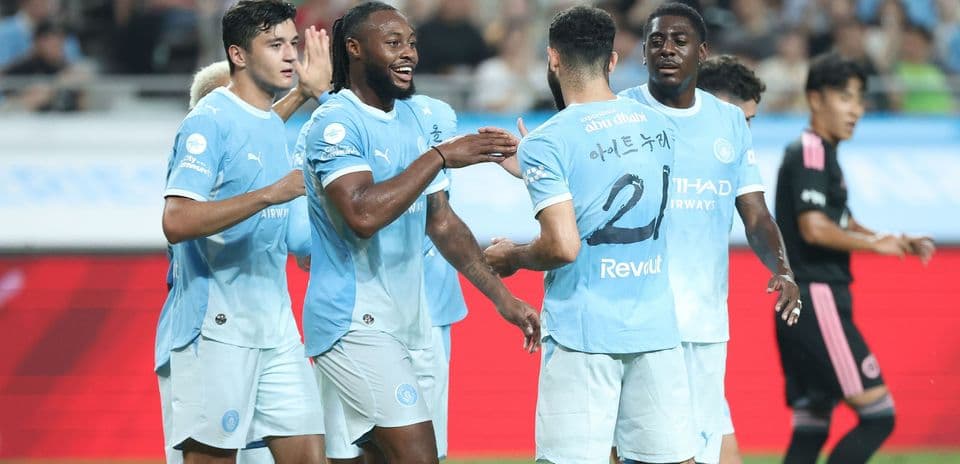 Manchester United sorprende con oferta por Rayan Ait-Nouri de Manchester City en el último día de mercado Manchester United sorprende con oferta por Rayan Ait-Nouri de Manchester City en el último día de mercado