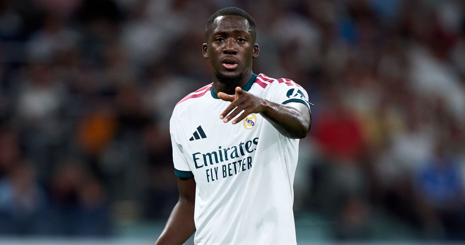 Ibrahima Konate se retira de la selección francesa por lesión; Leny Yoro recibe su primera convocatoria Ibrahima Konate se retira de la selección francesa por lesión; Leny Yoro recibe su primera convocatoria