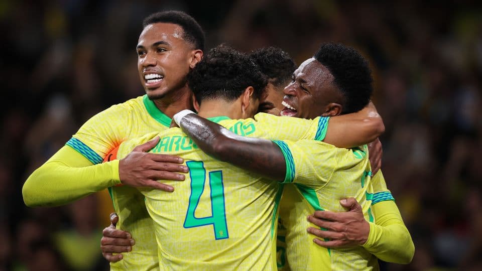Brasil busca romper una espera de 24 años para ganar la Copa del Mundo Brasil busca romper una espera de 24 años para ganar la Copa del Mundo