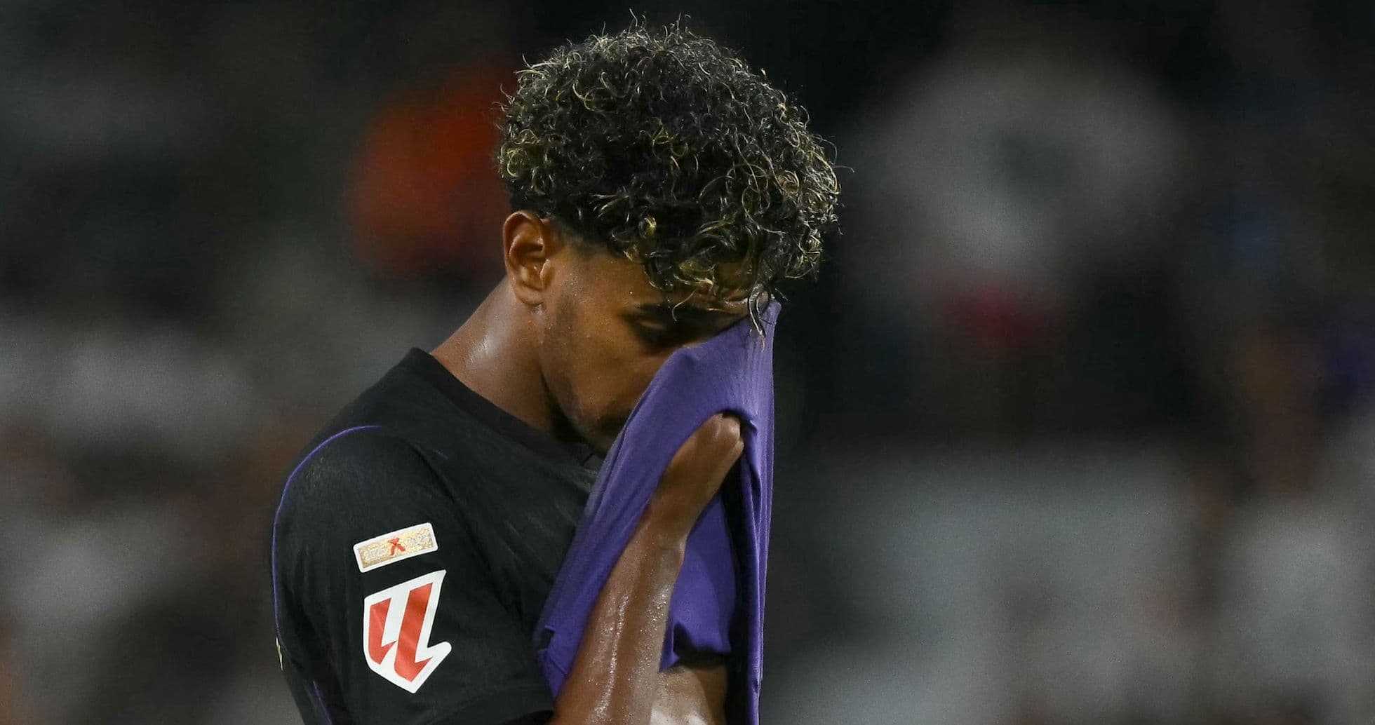 Lamine Yamal molesto por decisiones en Barcelona; Flick defiende al joven talento tras su sustitución Lamine Yamal molesto por decisiones en Barcelona; Flick defiende al joven talento tras su sustitución