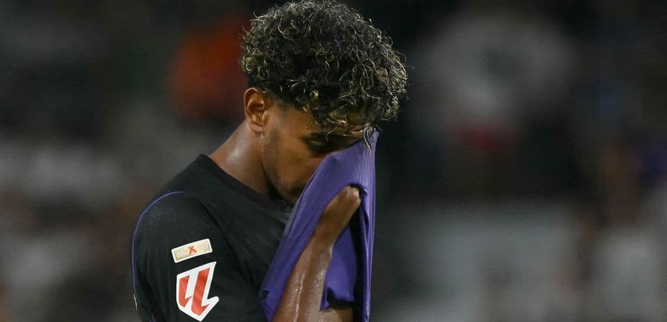 Lamine Yamal molesto por decisiones en Barcelona; Flick defiende al joven talento tras su sustitución Lamine Yamal molesto por decisiones en Barcelona; Flick defiende al joven talento tras su sustitución
