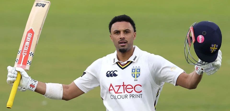 Emilio Gay brilla con 141 para Durham en su enfrentamiento contra Lancashire Emilio Gay brilla con 141 para Durham en su enfrentamiento contra Lancashire