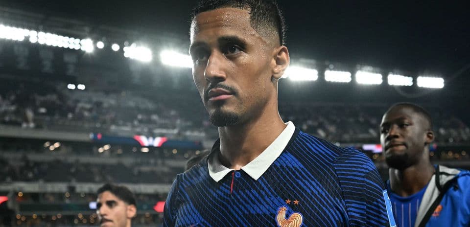 Didier Deschamps confía en William Saliba a pesar de molestias en la espalda antes del partido contra Suecia Didier Deschamps confía en William Saliba a pesar de molestias en la espalda antes del partido contra Suecia