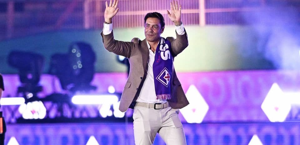 Manuel Rui Costa regresa a Florencia tras 25 años para partido de leyendas del centenario de Fiorentina Manuel Rui Costa regresa a Florencia tras 25 años para partido de leyendas del centenario de Fiorentina