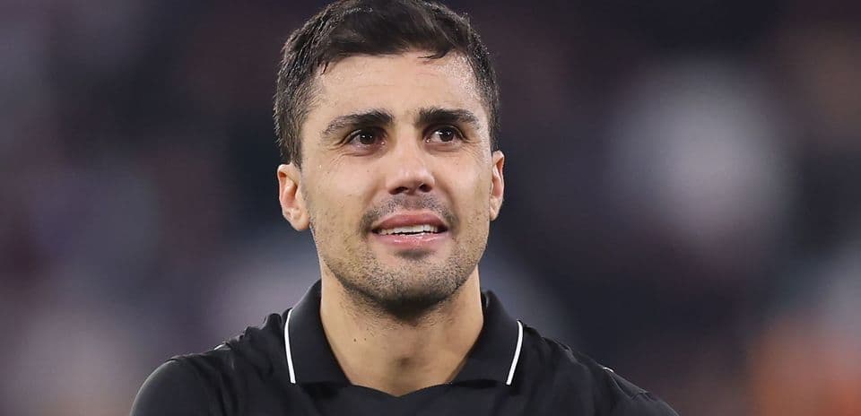 Barcelona cierra un sorprendente acuerdo de £65 millones por Rodri, mientras Man City apunta a Enzo Fernández Barcelona cierra un sorprendente acuerdo de £65 millones por Rodri, mientras Man City apunta a Enzo Fernández